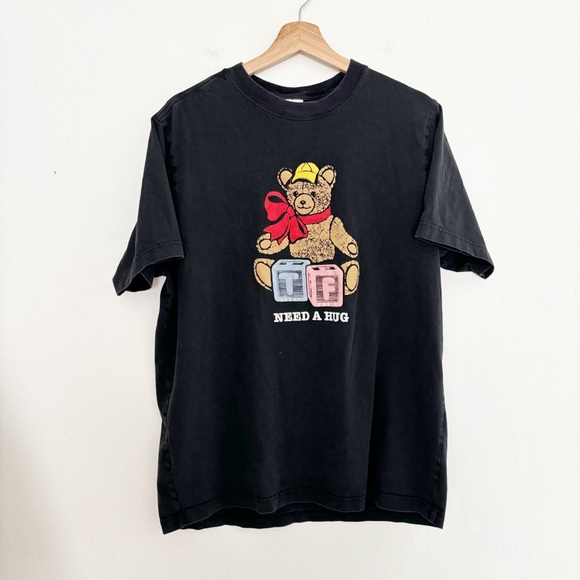 Teddy Fresh Black Need A Hug Teddy Bear T-Shirt Size M - Picture 1 of 8